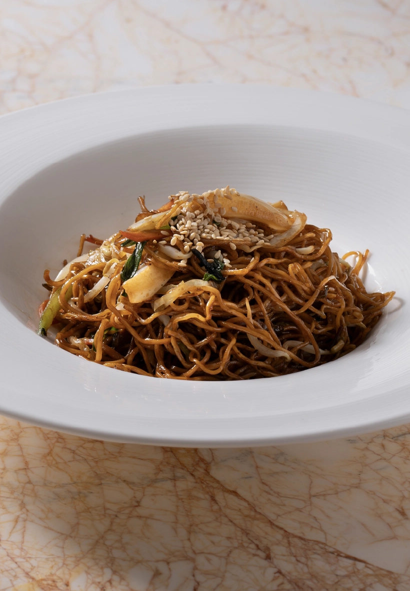 Wok-fried Noodle with Shredded Vegetables